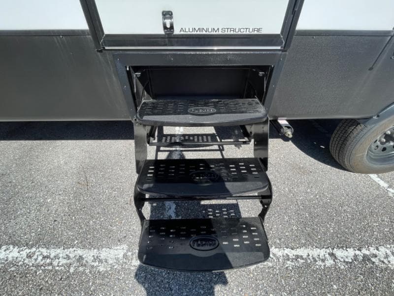 2024 Cedar Creek 2024 Cedar Creek Cottage - thumbnail 7