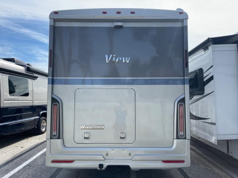 2025 Winnebago 2025 Winnebago View - thumbnail 7