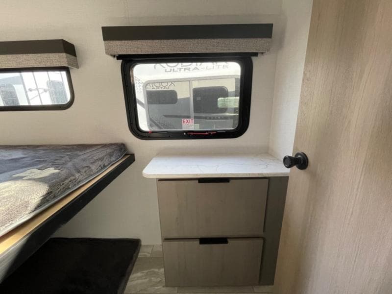 2025 Dutchmen 2025 Dutchmen Kodiak - thumbnail 15