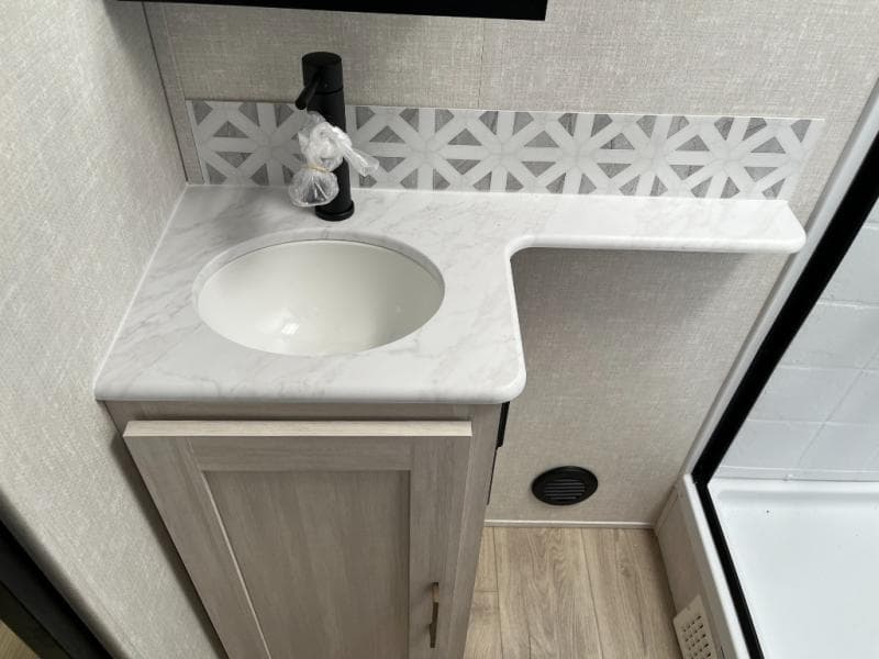 2025 Surveyor 2025 Surveyor SURVEYOR GRAND - thumbnail 28