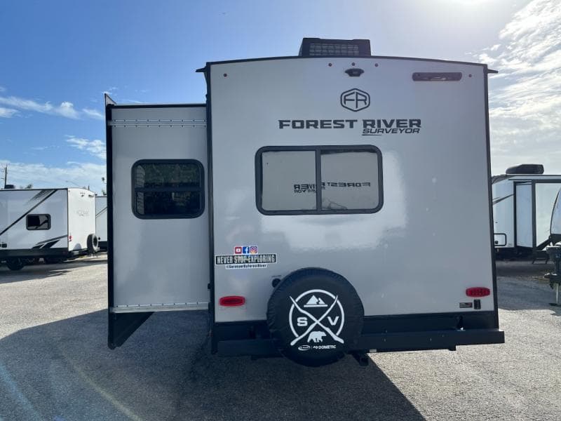 2025 Surveyor 2025 Surveyor SURVEYOR GRAND - thumbnail 7