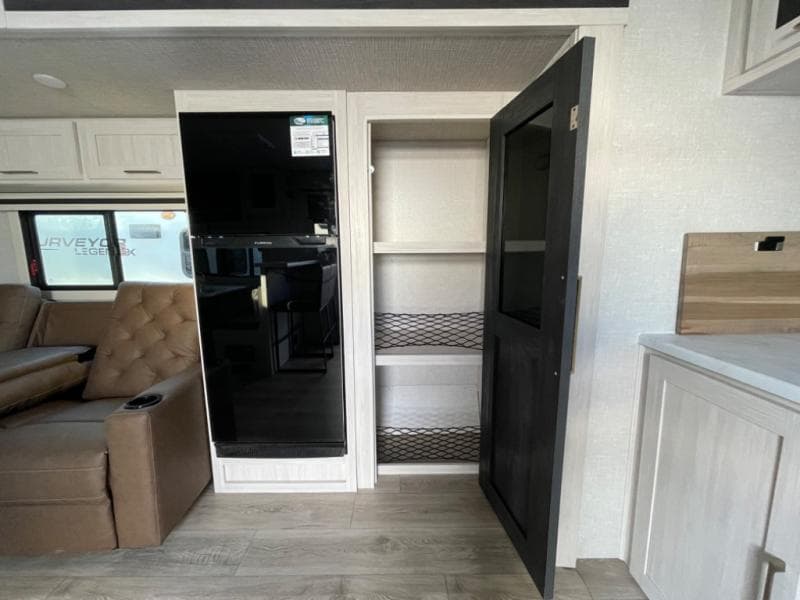 2025 Forest River 2025 Forest River Grand Surveyor - thumbnail 13