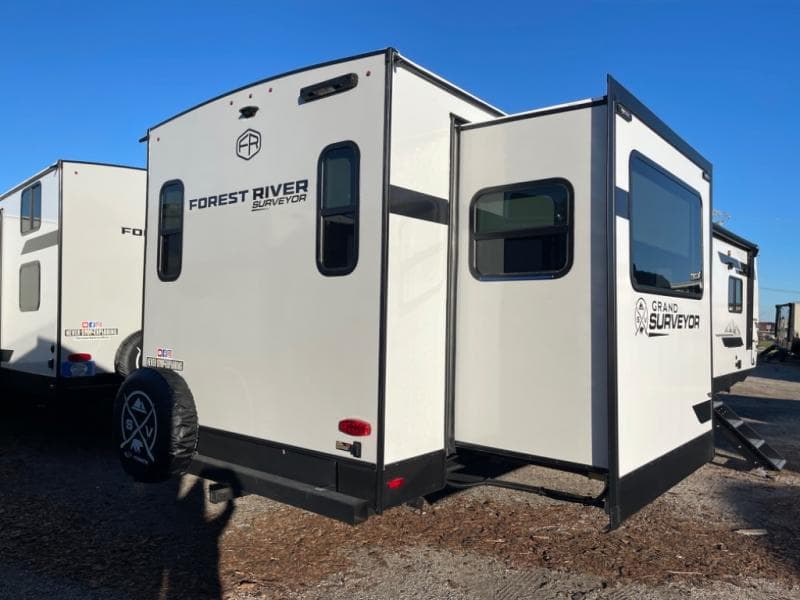 2025 Forest River 2025 Forest River Grand Surveyor - thumbnail 7