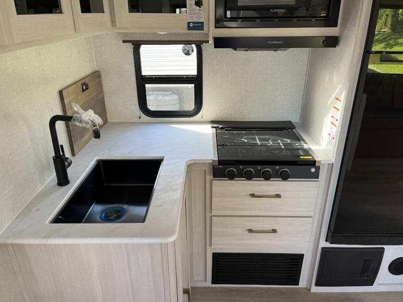 2025 Surveyor Legend 2025 Surveyor Legend Surveyor Legend - thumbnail 19