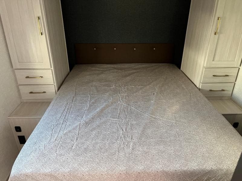 2025 Surveyor Legend 2025 Surveyor Legend Surveyor Legend - thumbnail 31