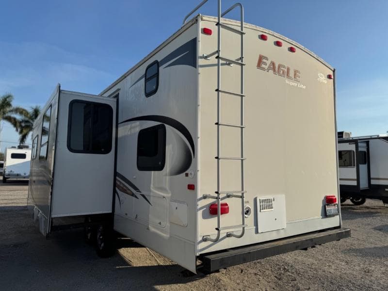 2012 Jayco 2012 Jayco Eagle - thumbnail 3