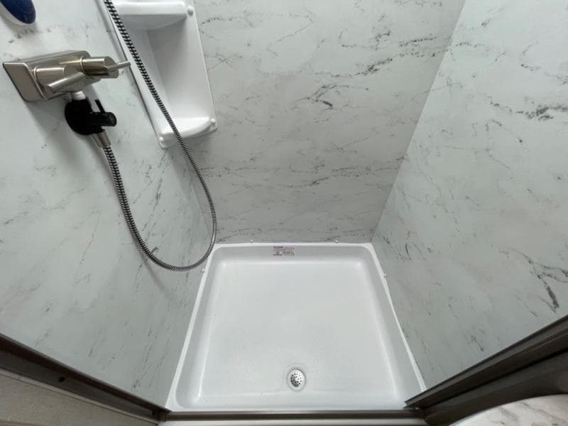 2025 Coachmen 2025 Coachmen Leprechaun - thumbnail 26