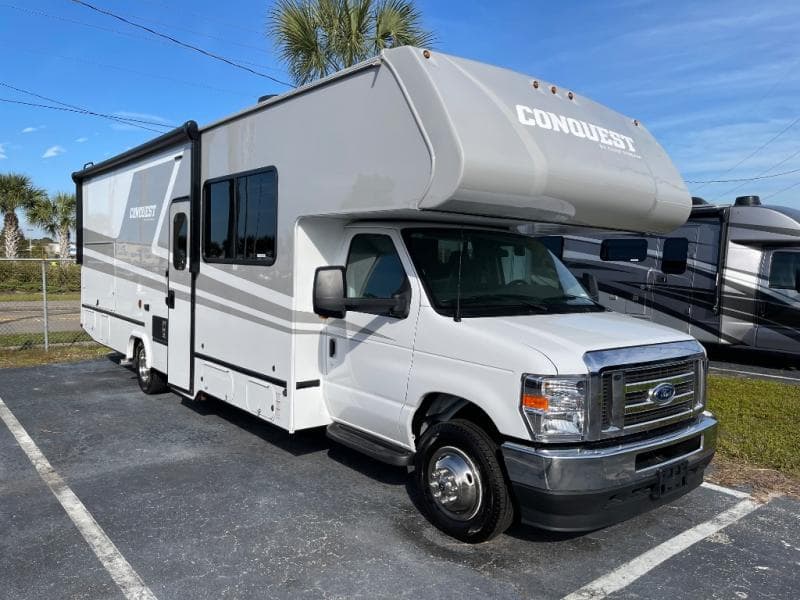 2025 Gulf Stream 2025 Gulf Stream Conquest - image 1