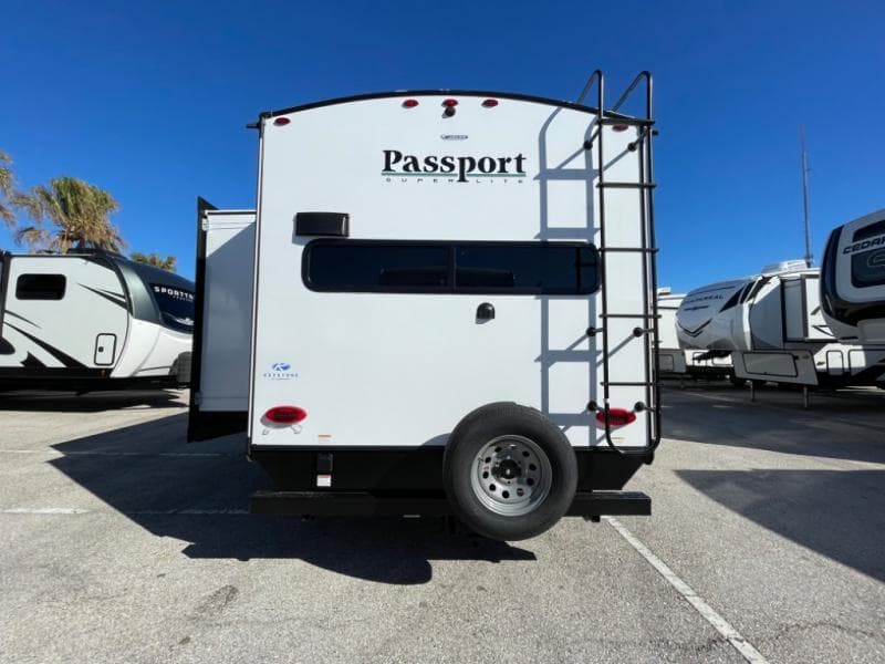 2025 Keystone RV 2025 Keystone RV Passport Super Lite - thumbnail 6
