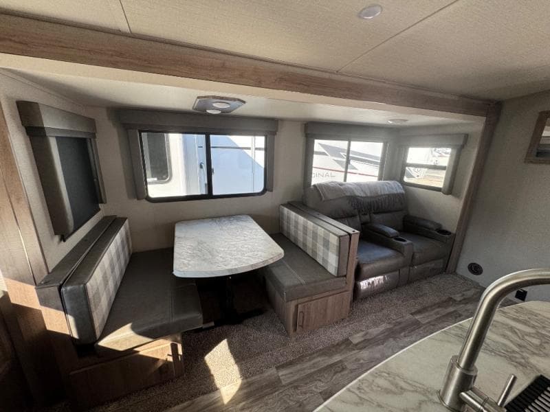 2022 Grand Design 2022 Grand Design Imagine - thumbnail 11