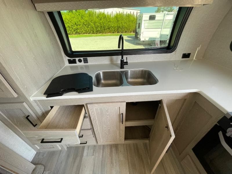 2023 Flagstaff 2023 Flagstaff Micro Lite - thumbnail 18