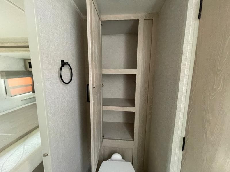 2023 Flagstaff 2023 Flagstaff Micro Lite - thumbnail 29