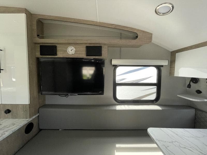 2025 inTech RV 2025 inTech RV Sol - thumbnail 15