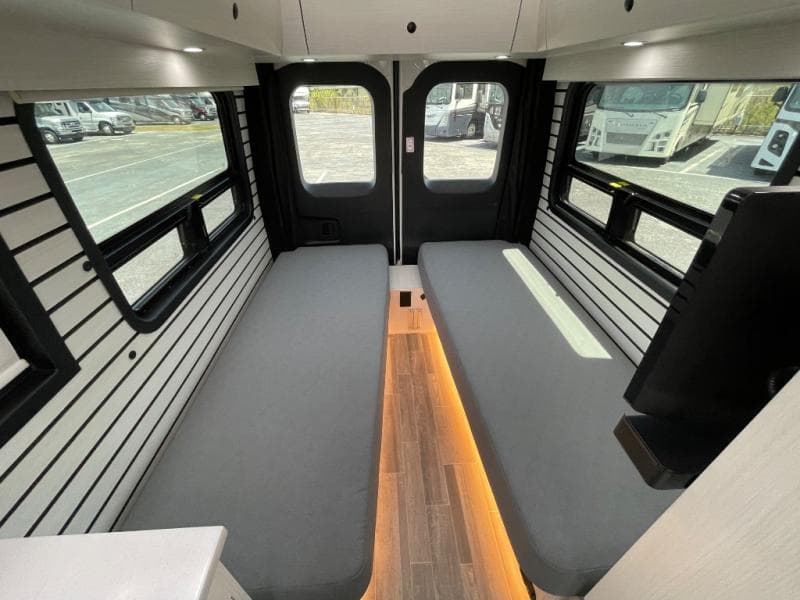 2025 Pleasure-Way 2025 Pleasure-Way Plateau - thumbnail 22