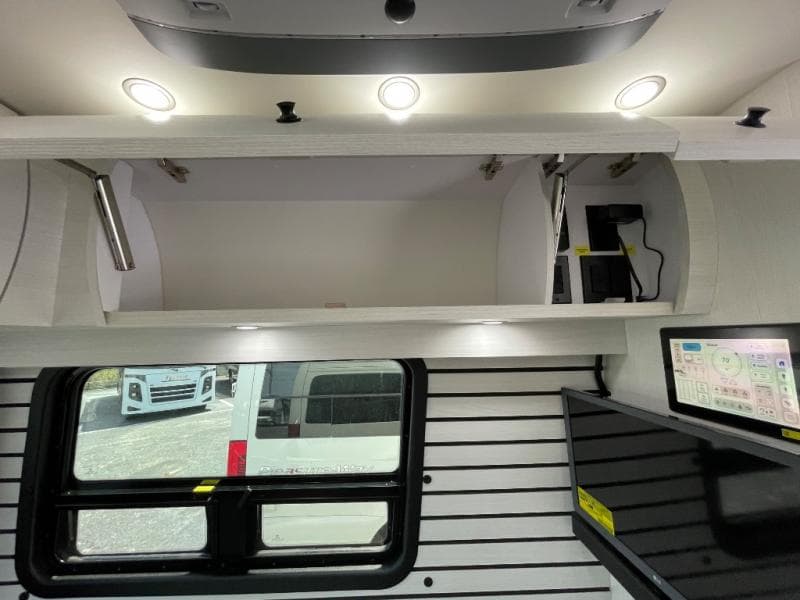 2025 Pleasure-Way 2025 Pleasure-Way Plateau - thumbnail 23