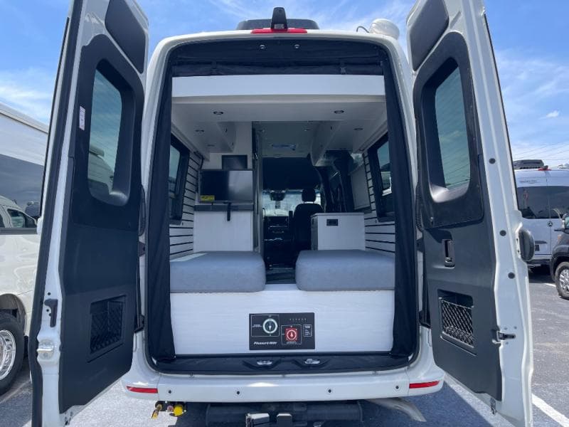 2025 Pleasure-Way 2025 Pleasure-Way Plateau - thumbnail 40