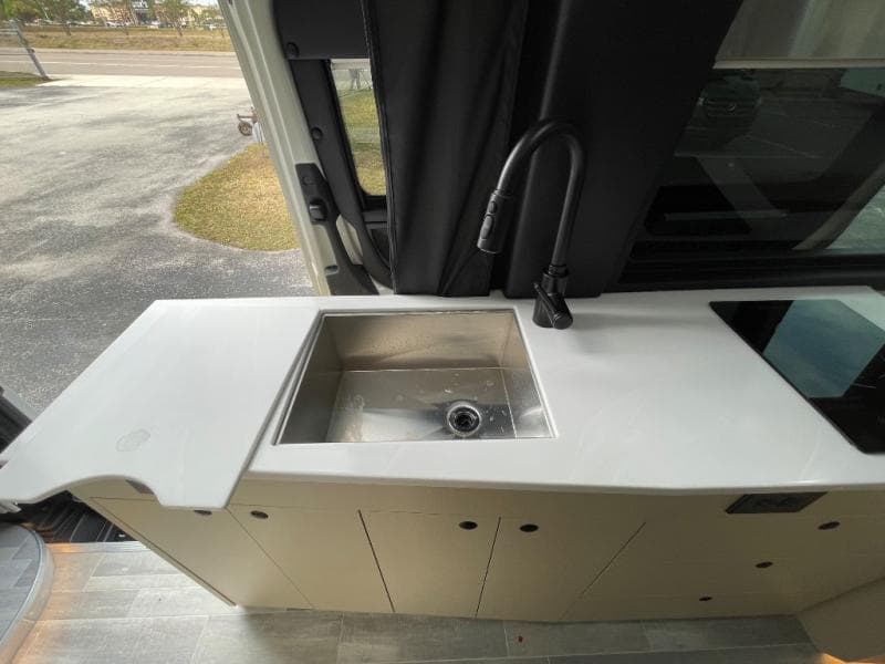 2025 Pleasure-Way 2025 Pleasure-Way Plateau - thumbnail 17