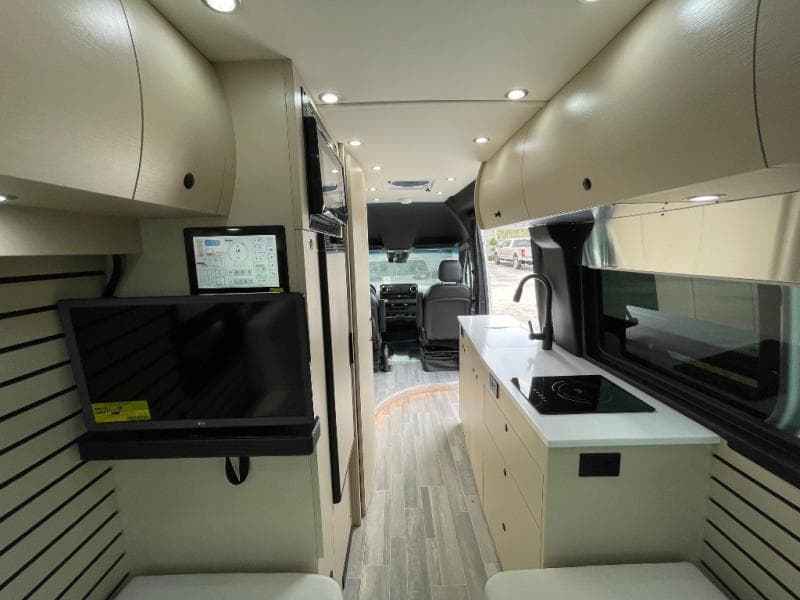 2025 Pleasure-Way 2025 Pleasure-Way Plateau - thumbnail 30