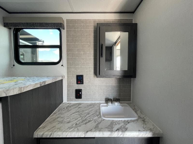 2025 Dutchmen 2025 Dutchmen Aspen Trail - thumbnail 26