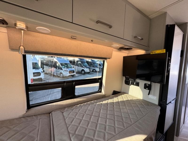 2025 Coachmen 2025 Coachmen Galleria - thumbnail 17