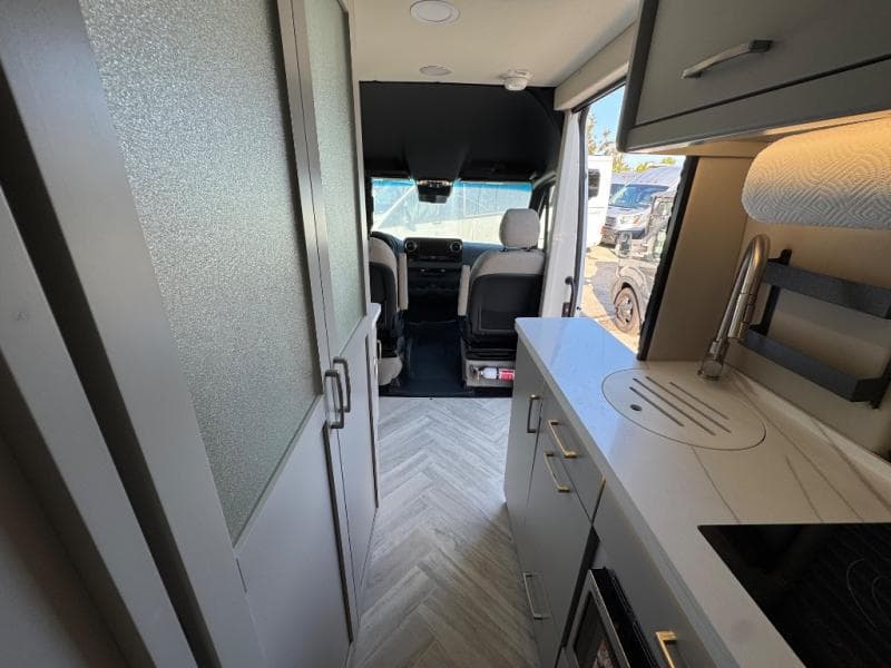 2025 Coachmen 2025 Coachmen Galleria - thumbnail 8