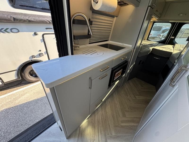 2025 Coachmen 2025 Coachmen Galleria - thumbnail 9