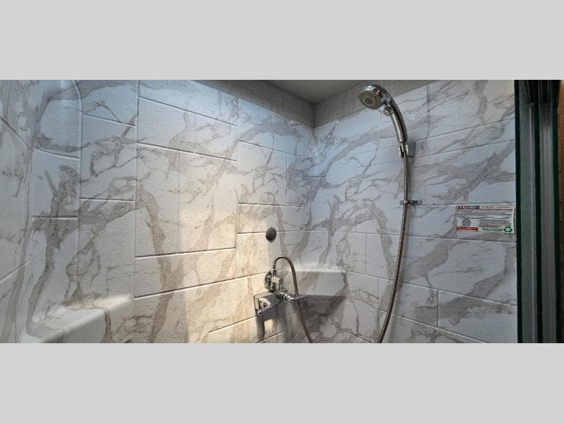 2024 Holiday Rambler 2024 Holiday Rambler Eclipse - thumbnail 15