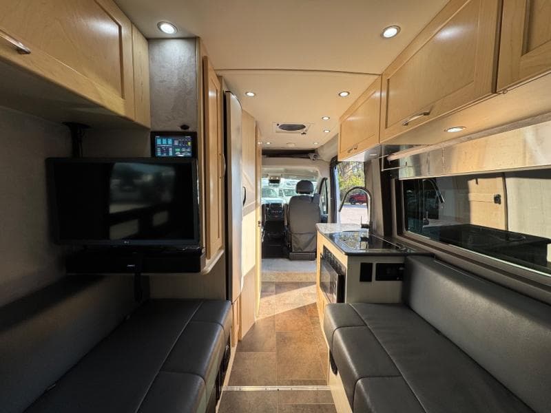 2021 Pleasure-Way 2021 Pleasure-Way Lexor - thumbnail 8