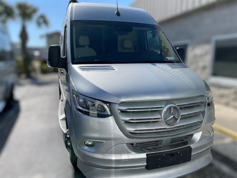 2025 Midwest Automotive Designs 2025 Midwest Automotive Designs Passage - thumbnail 2