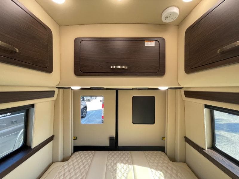 2025 Midwest Automotive Designs 2025 Midwest Automotive Designs Passage - thumbnail 9