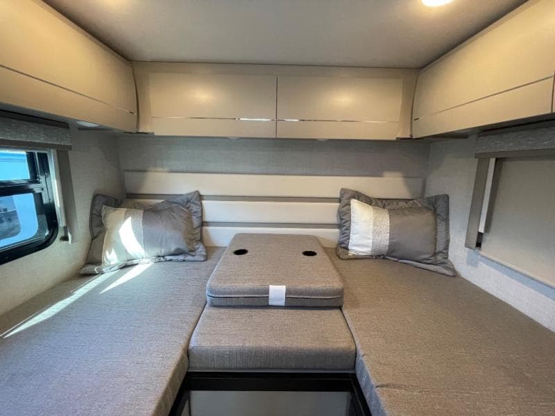 2025 Thor Motor Coach 2025 Thor Motor Coach Tiburon - thumbnail 16