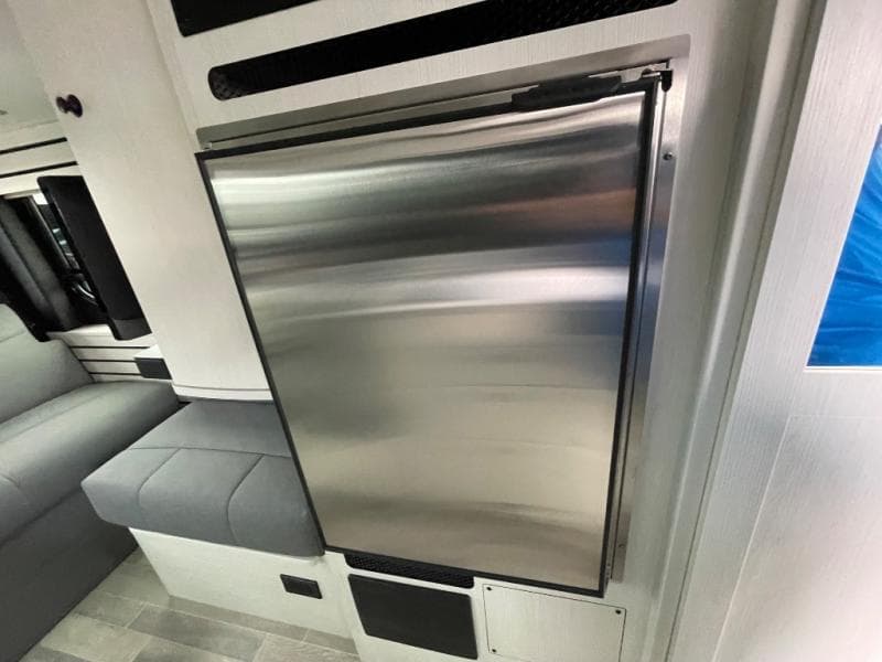 2025 Pleasure-Way 2025 Pleasure-Way Ontour - thumbnail 11