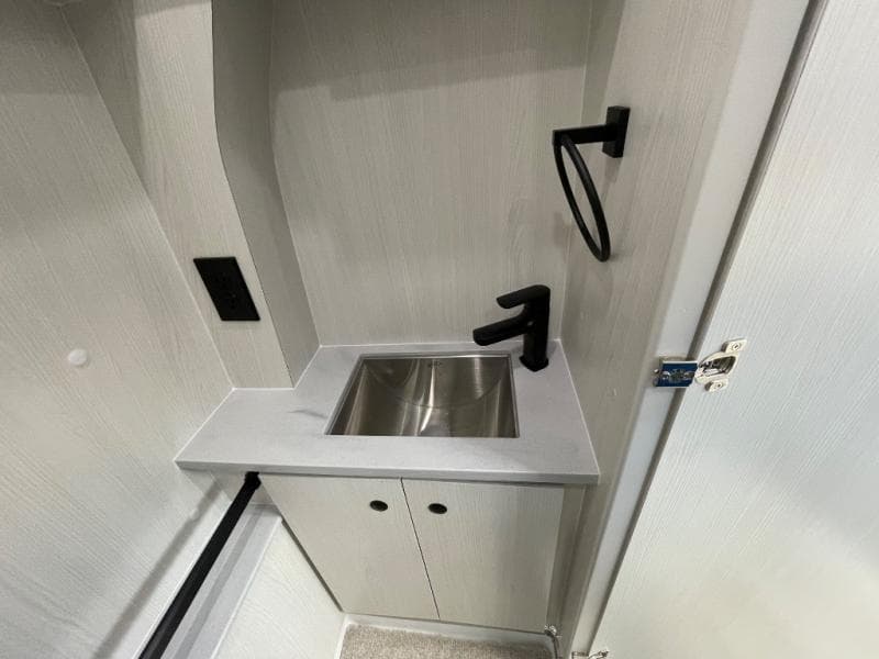 2025 Pleasure-Way 2025 Pleasure-Way Ontour - thumbnail 23