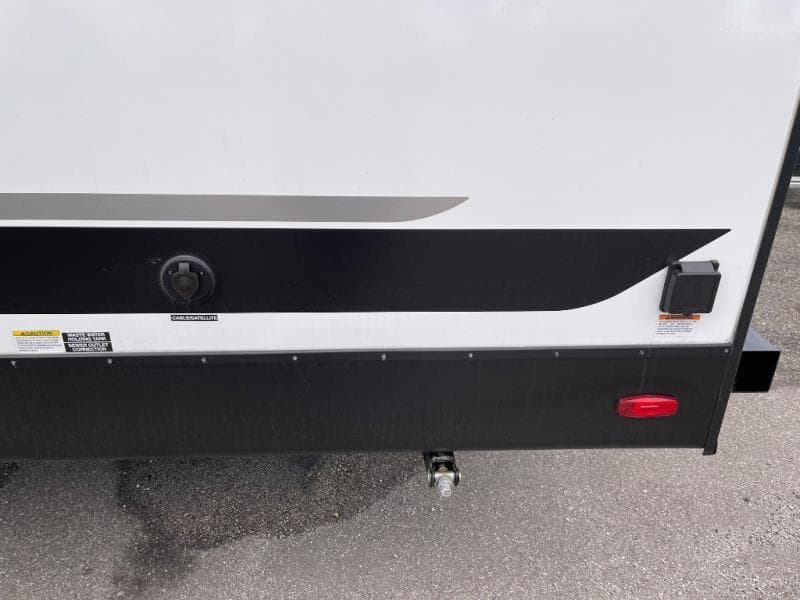 2025 Surveyor 2025 Surveyor Grand Surveyor - thumbnail 10