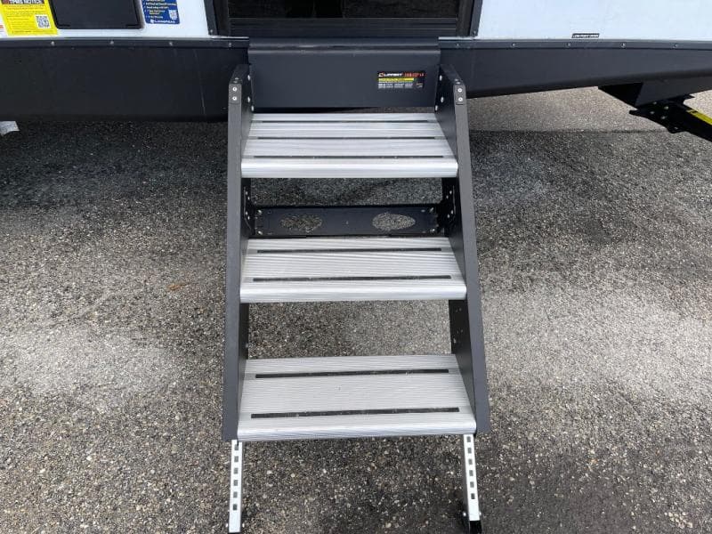 2025 Surveyor 2025 Surveyor Grand Surveyor - thumbnail 12