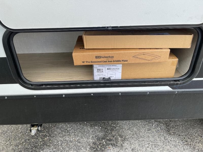 2025 Surveyor 2025 Surveyor Grand Surveyor - thumbnail 6