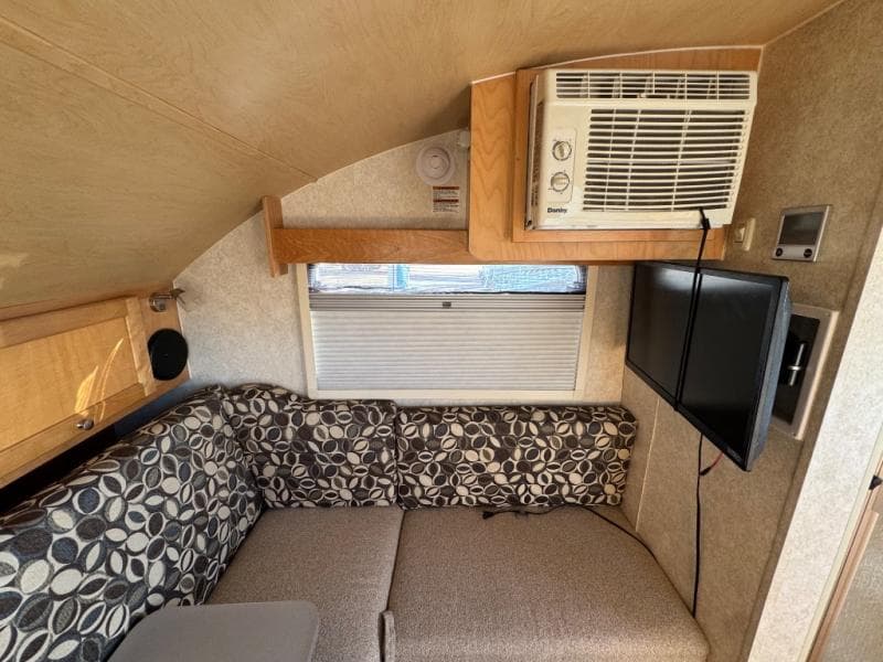 2018 nuCamp 2018 nuCamp TAB - thumbnail 6