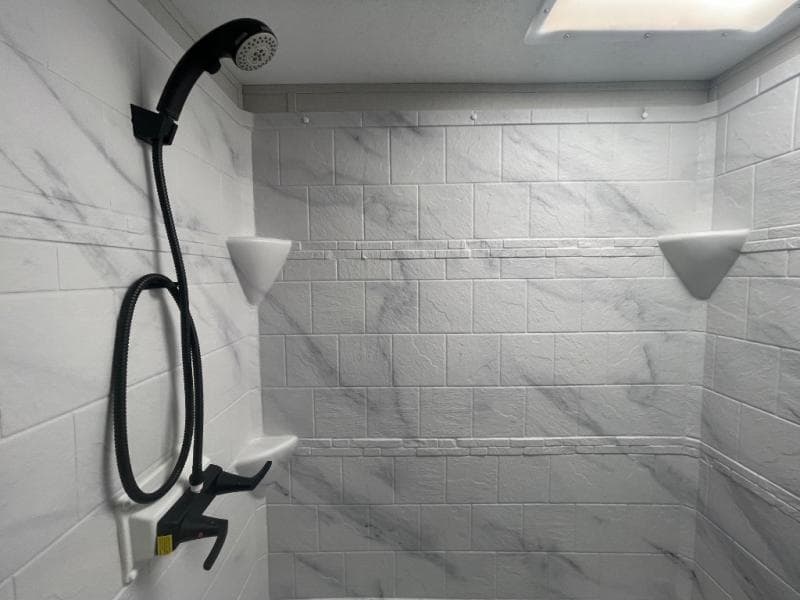 2025 Coachmen 2025 Coachmen Chaparral - thumbnail 18