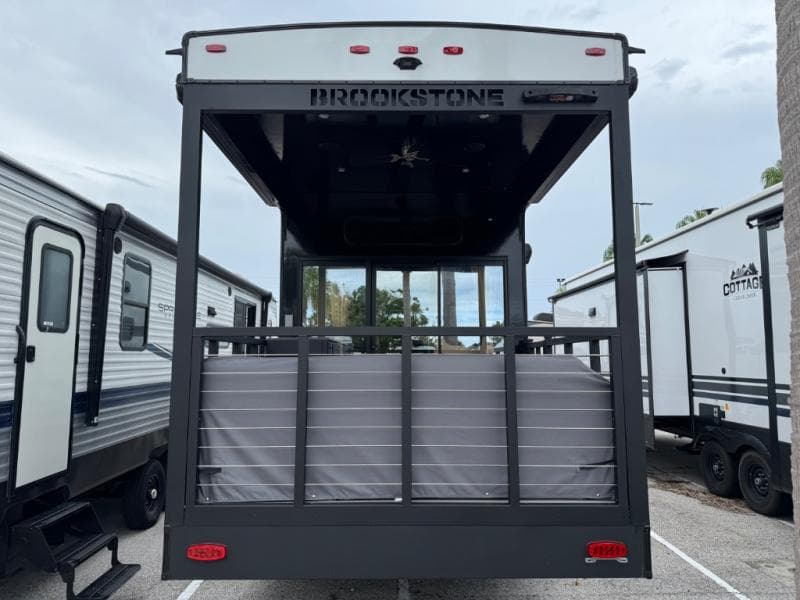 2025 Coachmen 2025 Coachmen Brookstone - thumbnail 8