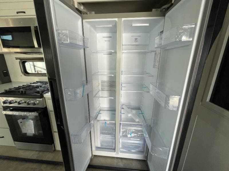 2025 Coachmen 2025 Coachmen Brookstone - thumbnail 30