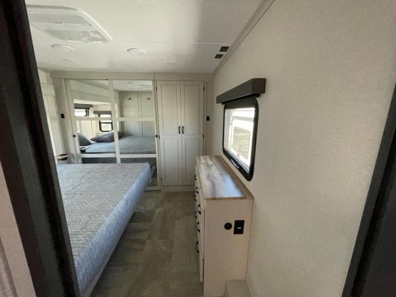 2025 Coachmen 2025 Coachmen Brookstone - thumbnail 45