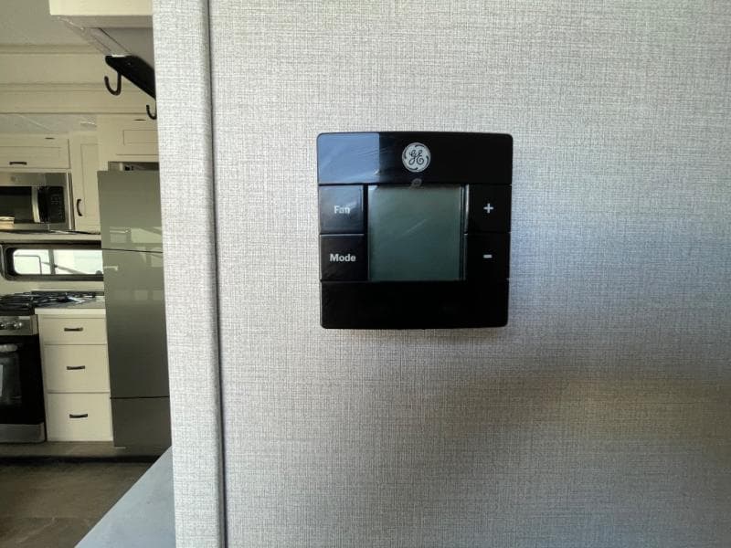 2025 Coachmen 2025 Coachmen Brookstone - thumbnail 55