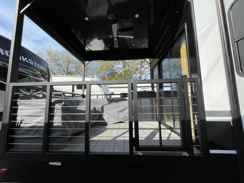 2025 Coachmen 2025 Coachmen Brookstone - thumbnail 7