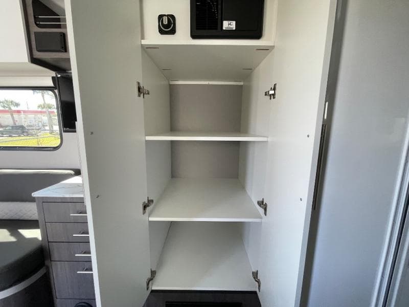 2025 inTech RV 2025 inTech RV O-V-R - thumbnail 11