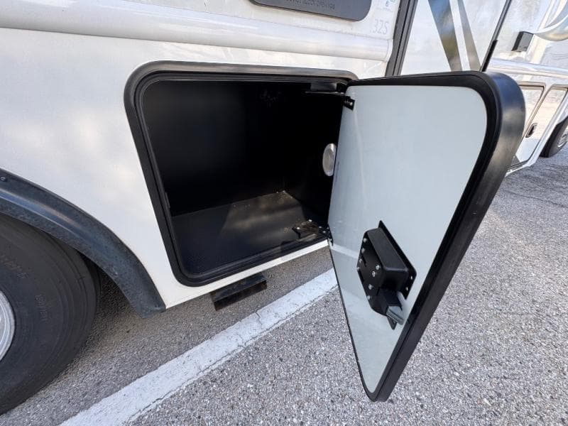 2025 Nexus RV 2025 Nexus RV Verrado - thumbnail 6