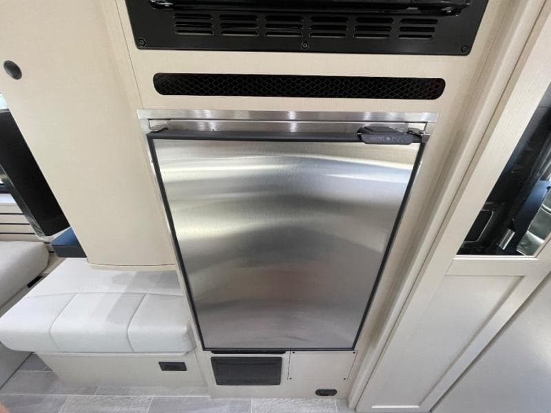 2025 Pleasure-Way 2025 Pleasure-Way Ontour - thumbnail 17