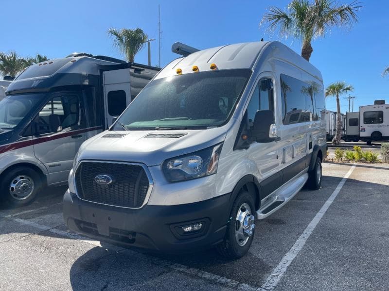 2025 Pleasure-Way 2025 Pleasure-Way Ontour - thumbnail 3