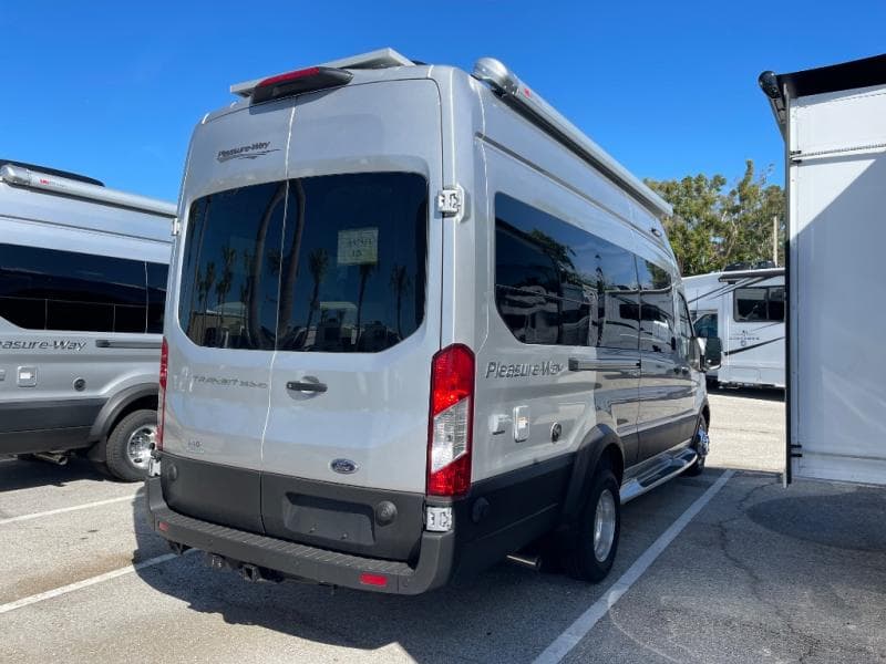 2025 Pleasure-Way 2025 Pleasure-Way Ontour - thumbnail 7