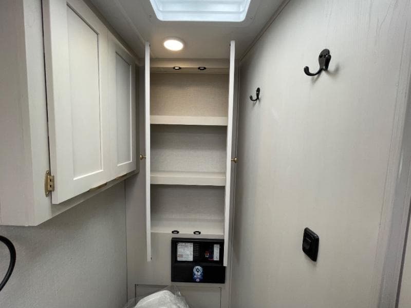 2025 Coachmen 2025 Coachmen Prism Select - thumbnail 40