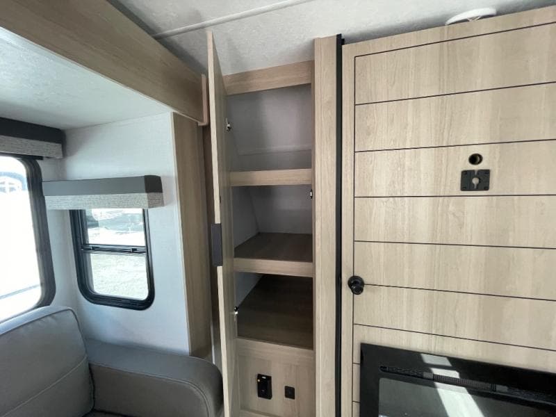 2025 Dutchmen 2025 Dutchmen Kodiak - thumbnail 23